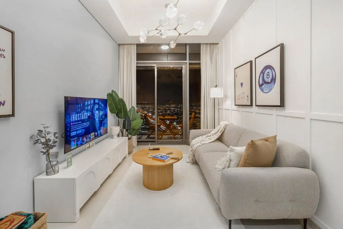 Sky High 1Br In City View With 41St Floor Views Dubai Apartment
